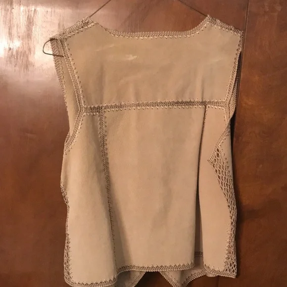Large Beige leather vest with rayon trim & buttons . - Picture 5 of 5